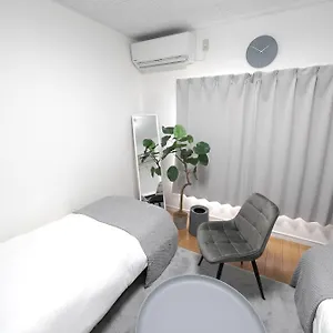 Close To Shinjuku!twin Beds,projector,appliances! Apartment
